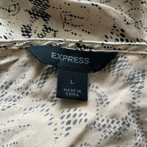 EXPRESS halter top - Picture 4 of 5